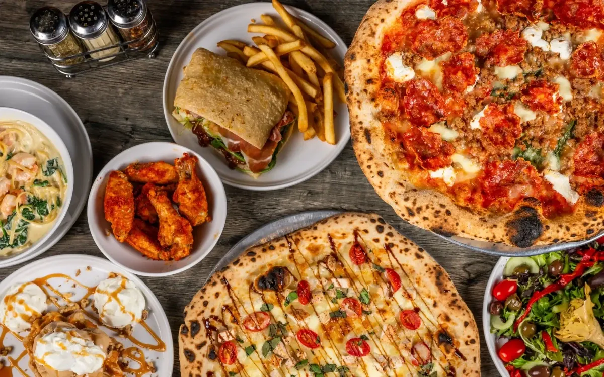 A Snapshot of Pizza, Pasta, and Good Times! - Gallery Image 4